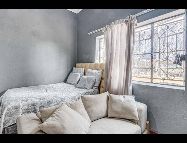 10 BEDROOM HOUSE FOR SALE IN BRIXTON